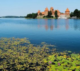 Прибалтика и Полша