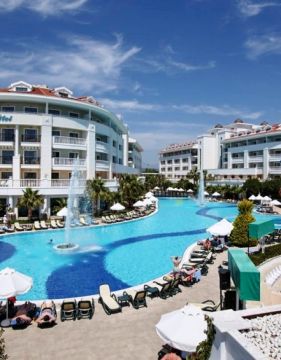 ALBA QUEEN HOTEL