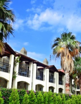 TIANA BEACH RESORT