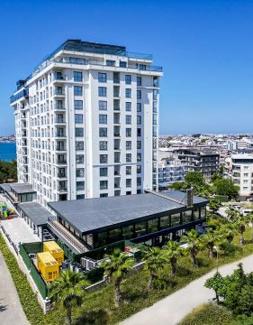 CITY POINT BEACH & SPA HOTEL