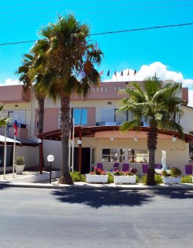 TRITON GARDEN HOTEL