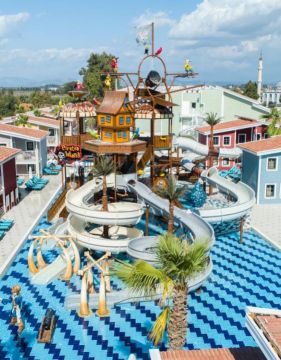 CRYSTAL CLUB WORLD OF COLOURS