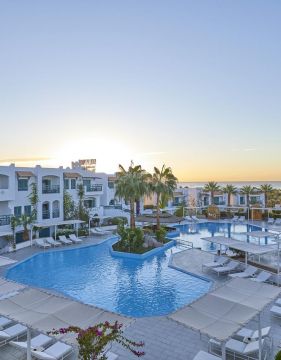 SOLYMAR NAAMA BAY