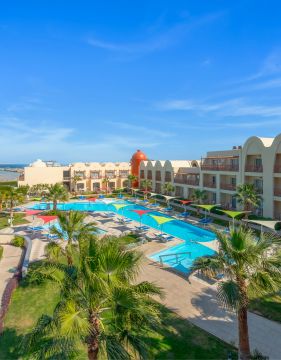 TITANIC BEACH RESORT & AQUAPARK