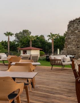 SIDE SQUARE HOTEL (ADULTS ONLY)