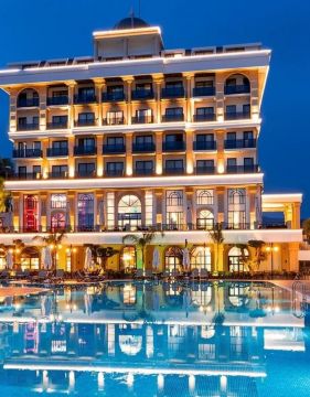 SERENITY QUEEN HOTEL