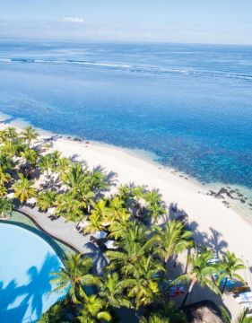 VICTORIA BEACHCOMBER RESORT & SPA