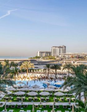 DOUBLE TREE BY HILTON DUBAI JUMEIRAH