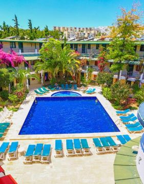 BLEU NUIT HOTEL