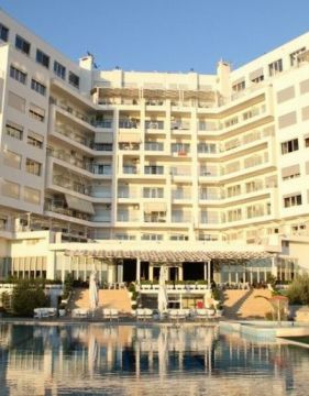BLEART HOTEL