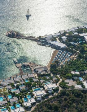 ELOUNDA BEACH HOTEL & VILLAS