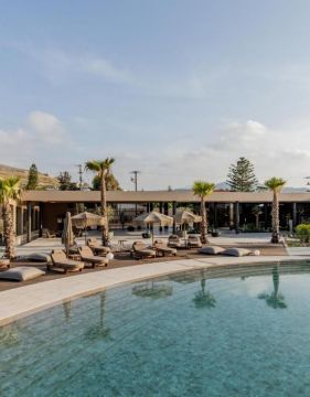 PNOE BREATHING LIFE HOTEL