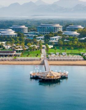 CALISTA LUXURY RESORT