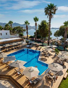 YALIPARK BEACH HOTEL