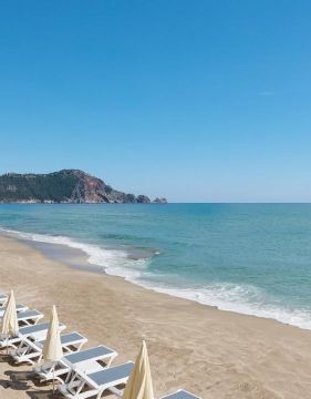 Floria Beach Hotel