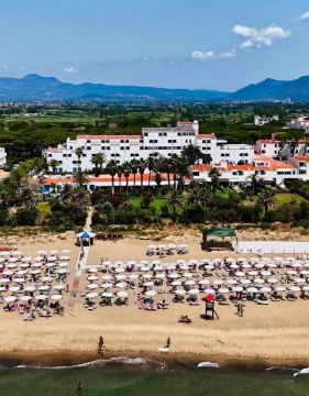 Marina Club
