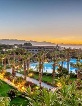 Acacia Resort