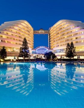 Miracle Resort Hotel