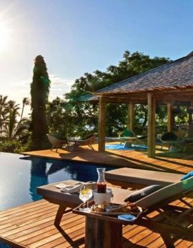 Zuri Hotel and Resort