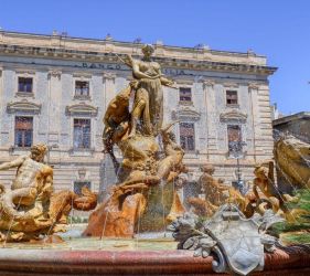 ЧЕФАЛУ и ПАЛЕРМО - Романтиката на АВТЕНТИЧНА СИЦИЛИЯ - 7 нощувки с полет от София