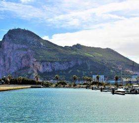 Между два континента - от Малага до Маракеш - 06.05 и 03.11- полет от Варна