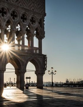 ПОЧИВКА ВЪВ ВЕНЕЦИЯ 2026 - МАГИЯТА НА СЕВЕРНА ИТАЛИЯ - 4 нощувки - полет от Варна