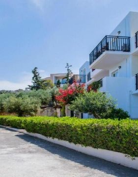 Semiramis Village Hotel 4*