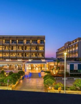 I-RESORT BEACH HOTEL AND SPA