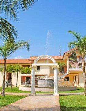 CLUB ESSE AQUILIA