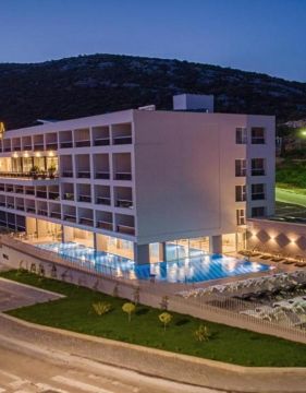 Marea Hotel and Spa