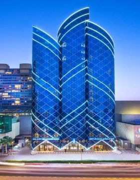 City Seasons Towers Hotel (Burjuman)