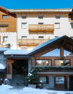 Hotel Jumeaux