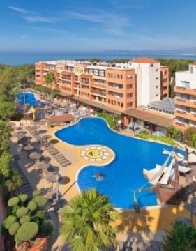 H10 Mediterranean Village