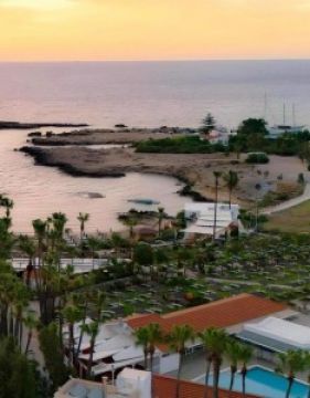 CAVO MARIS BEACH HOTEL