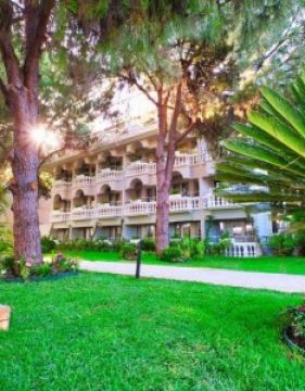 ROSE GARDEN PREMIUM HOTEL