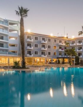 NARCISSOS HOTEL APTS