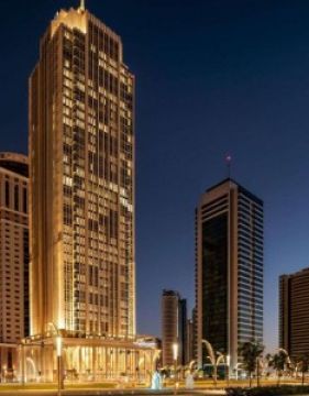 Wyndham Grand Doha West Bay Beach