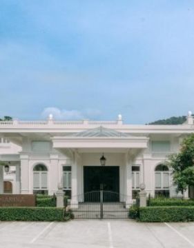 Marina Gallery Kacha Resort