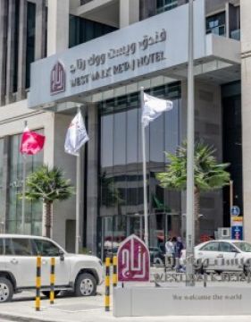 West Walk Retaj Hotel