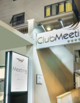 CLUB MEETING HOTEL