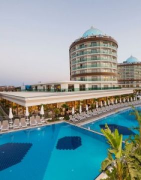 DREAM WORLD AQUA HOTEL