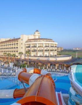PORT RIVER HOTEL