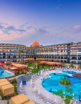 ARNOR DE LUXE HOTEL & SPA