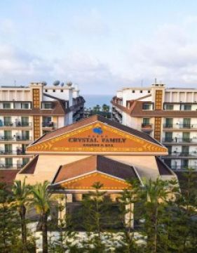 CRYSTAL FAMILY RESORT & SPA