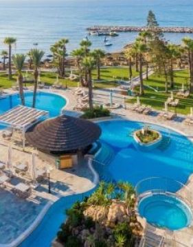 GOLDEN BAY HOTEL