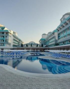 SENSITIVE PREMIUM RESORT & SPA