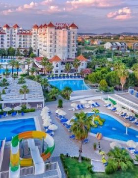 SERENIS HOTEL