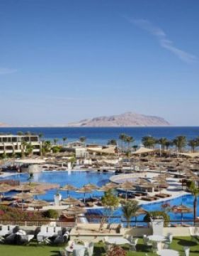 CORAL SEA SENSATORI RESORT