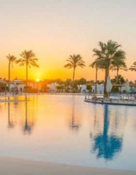 SUNRISE SELECT ROYAL MAKADI AQUA RESORT