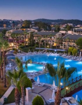 OZ HOTELS INCEKUM BEACH RESORT